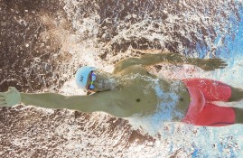 电子竞技集团官方-内马尔回归赛场，问鼎冠军首场状态亮眼，G2观众沸腾！